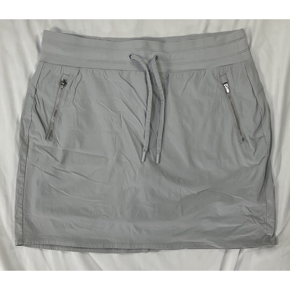 Athleta Trekkie North Skort Nylon Stretch Tennis Golf Athleisure Gray Sz 14T 440 - Picture 1 of 7